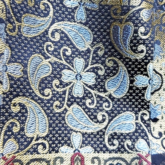 AKS Amy K Su Button Down Patchwork Floral Print Metallic Blouse Size 2X - Picture 8 of 17